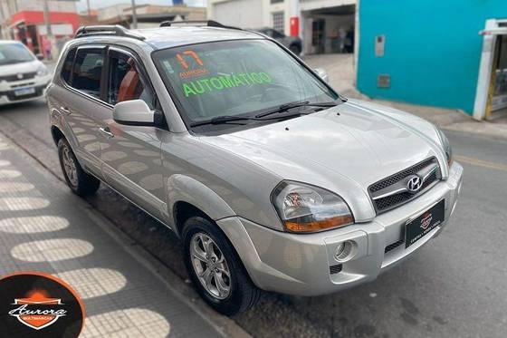 HYUNDAI TUCSON 1.6 16V T-GDI GASOLINA GLS ECOSHIFT HYUNDAI TUCSON 1.6 16V T-GDI GASOLINA GLS ECOSHIFT